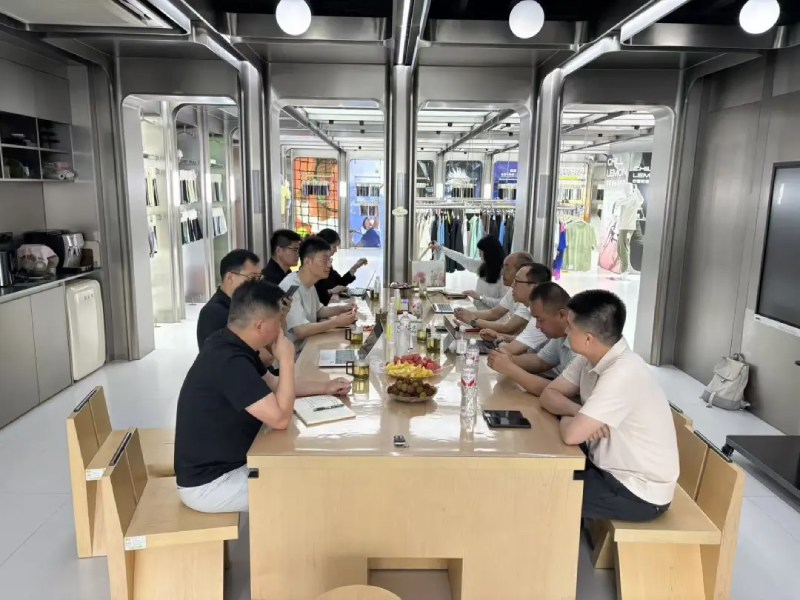 深耕产业集群 聚力协同发展——扬越集团携手中国纺织信息中心开展锦纶产品开发万里行活动