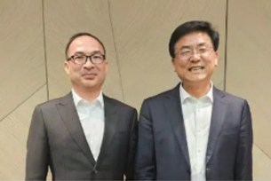 赵龙，现任第二十届中央委员，福建省委副书记、省人民政府省长、党组书记。2025年5月,赵龙省长率福建省代表团出访时的合影。